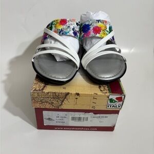 Tuscany by Easy Street Women's Sandal - Atessa Flower size 7M